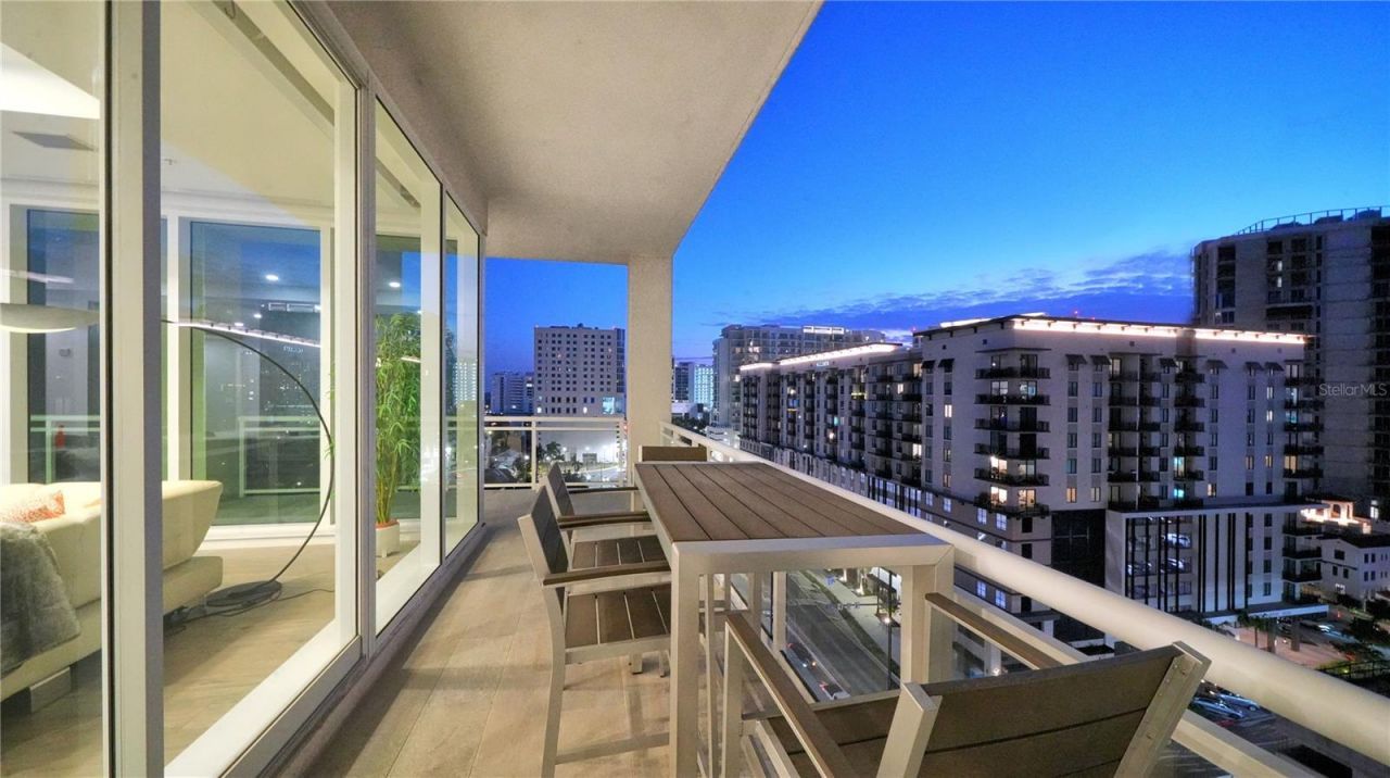 540 N Tamiami Trail, Unit 1004, Sarasota, FL 34236 Photo