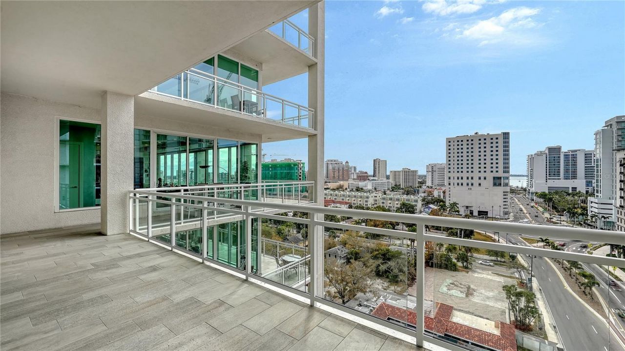 540 N Tamiami Trail, Unit 1004, Sarasota, FL 34236 Photo