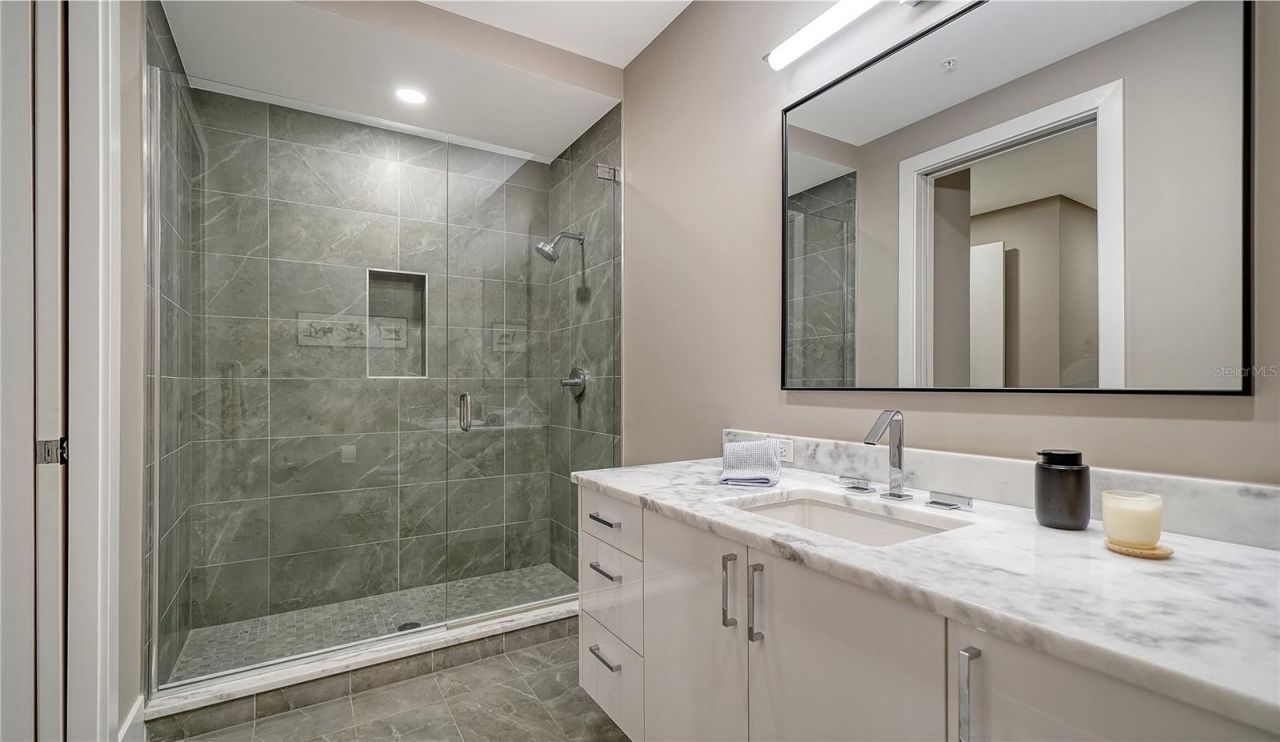 540 N Tamiami Trail, Unit 1004, Sarasota, FL 34236 Photo