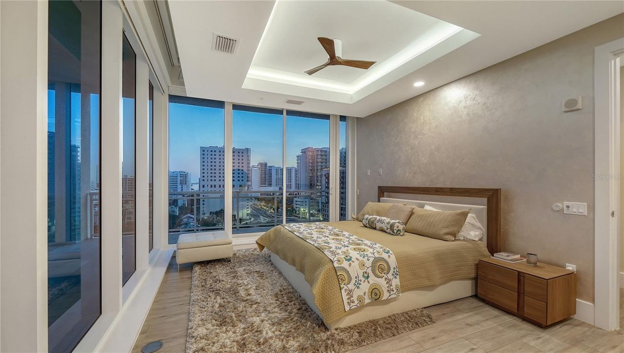 540 N Tamiami Trail, Unit 1004, Sarasota, FL 34236 Photo