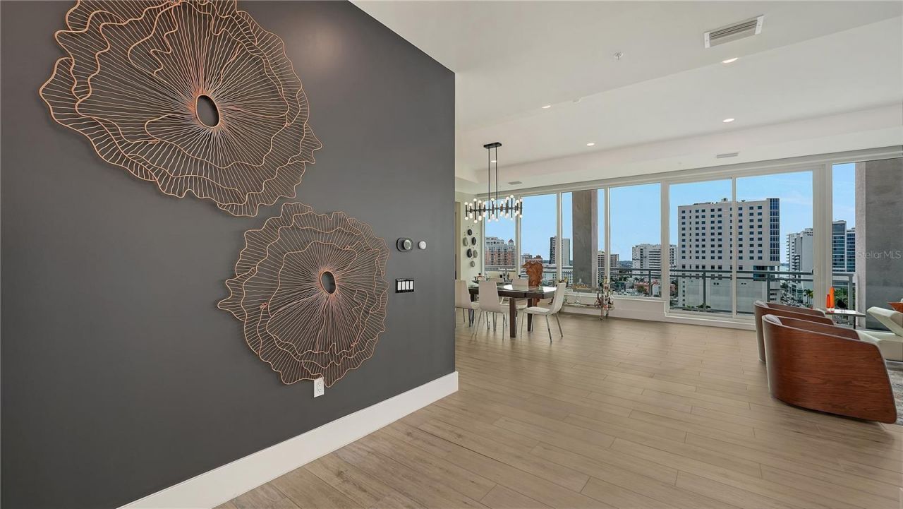 540 N Tamiami Trail, Unit 1004, Sarasota, FL 34236 Photo