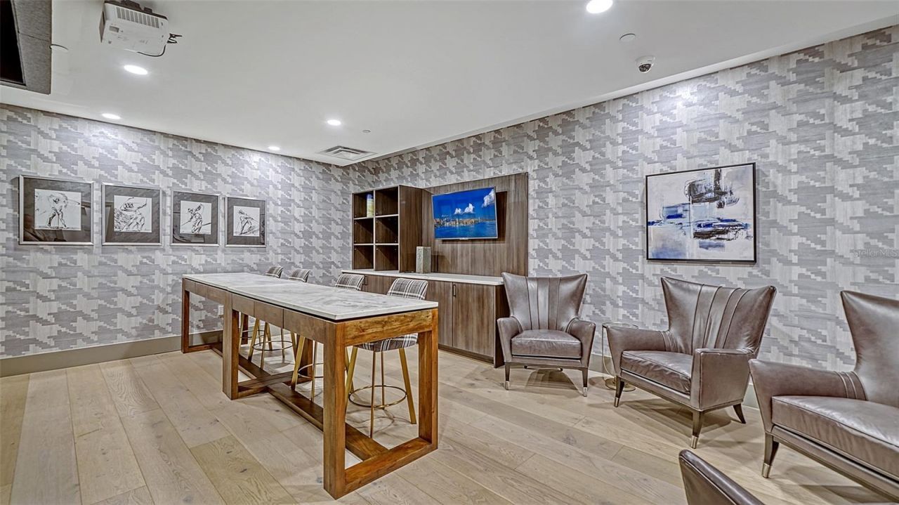 540 N Tamiami Trail, Unit 1004, Sarasota, FL 34236 Photo