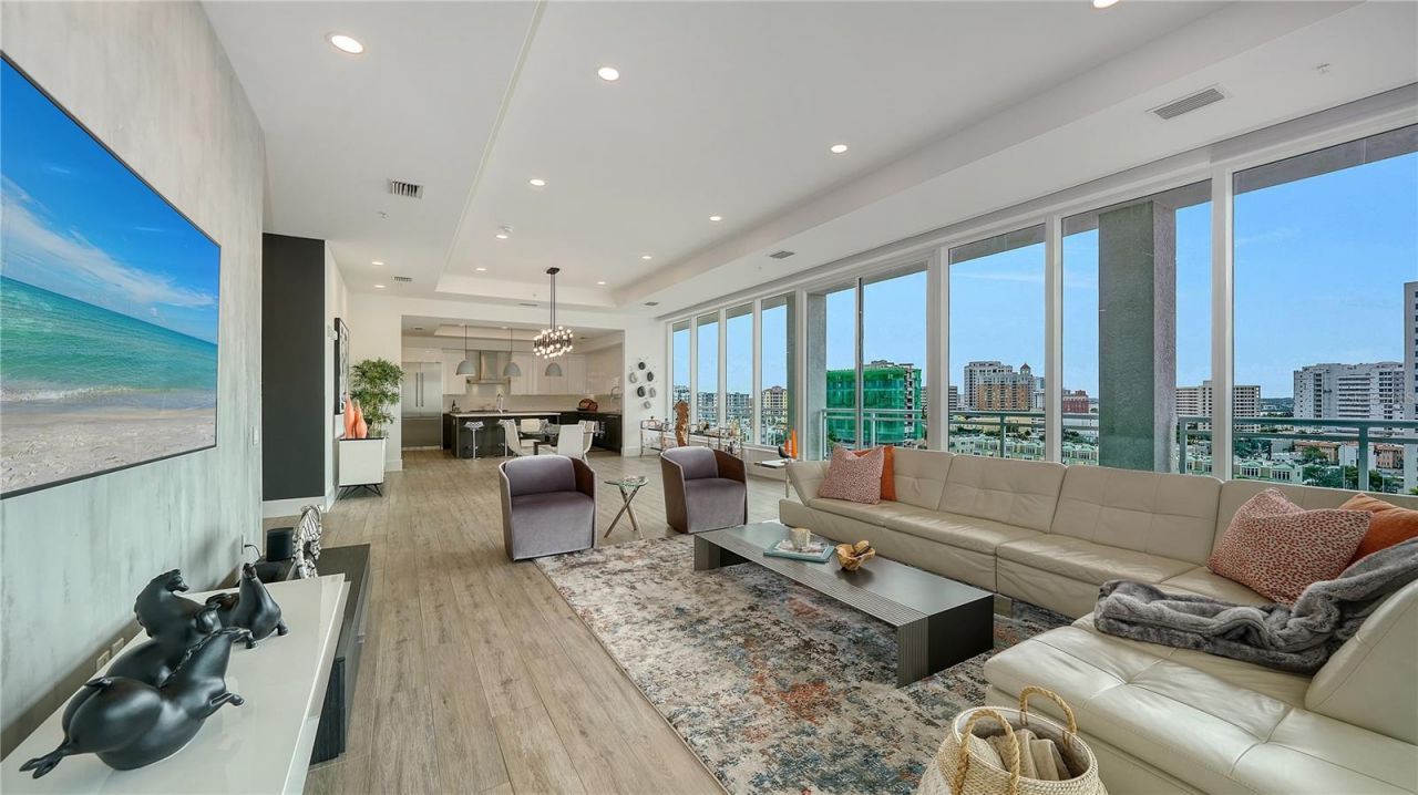 540 N Tamiami Trail, Unit 1004, Sarasota, FL 34236 Photo