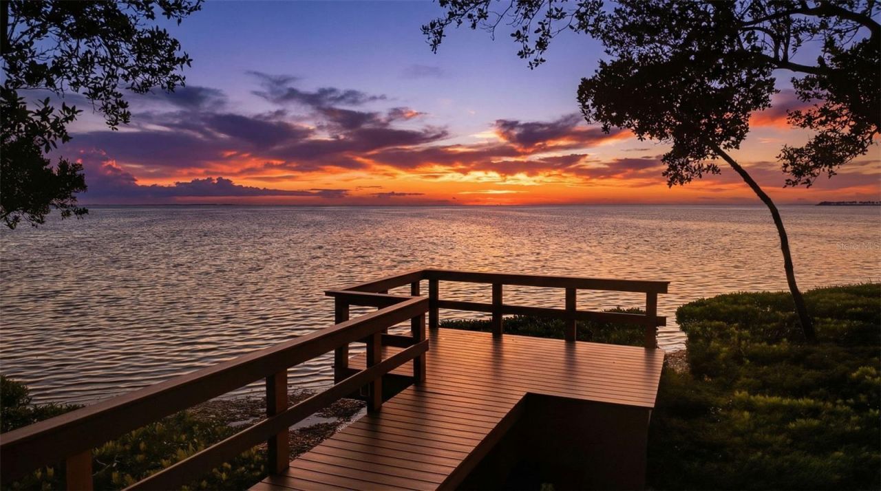 1726 Sunkissed Drive, Tarpon Springs, FL 34689 Photo