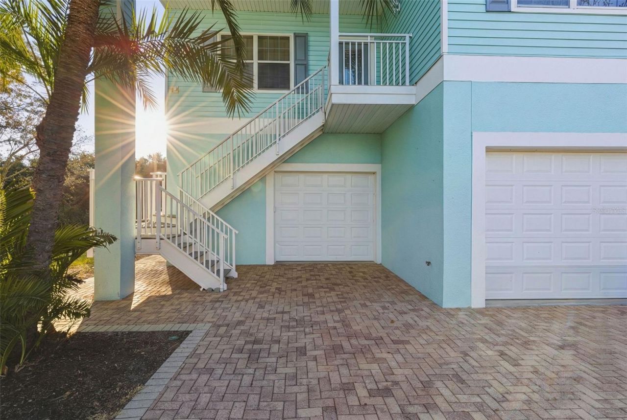 1726 Sunkissed Drive, Tarpon Springs, FL 34689 Photo