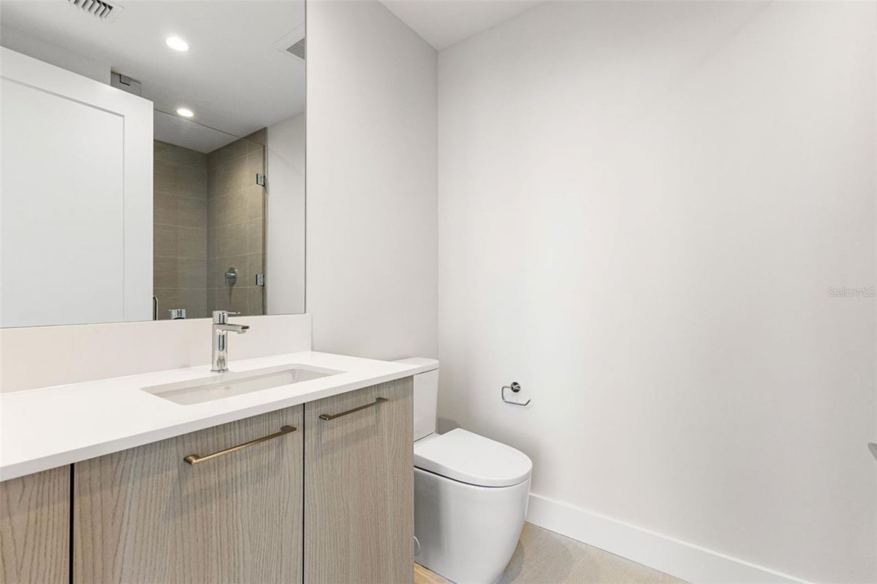 275 1st Avenue S, Unit 2108, Saint Petersburg, FL 33701 Photo