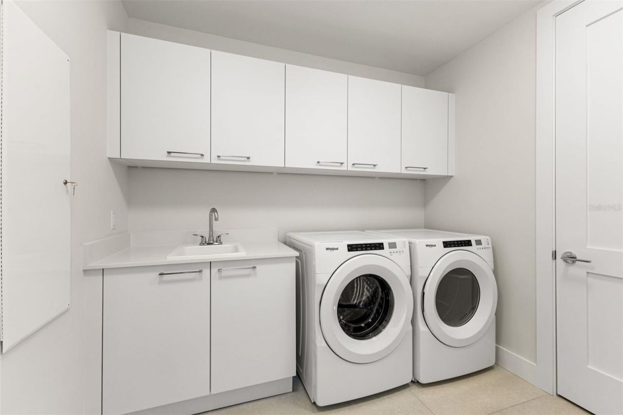 275 1st Avenue S, Unit 2108, Saint Petersburg, FL 33701 Photo