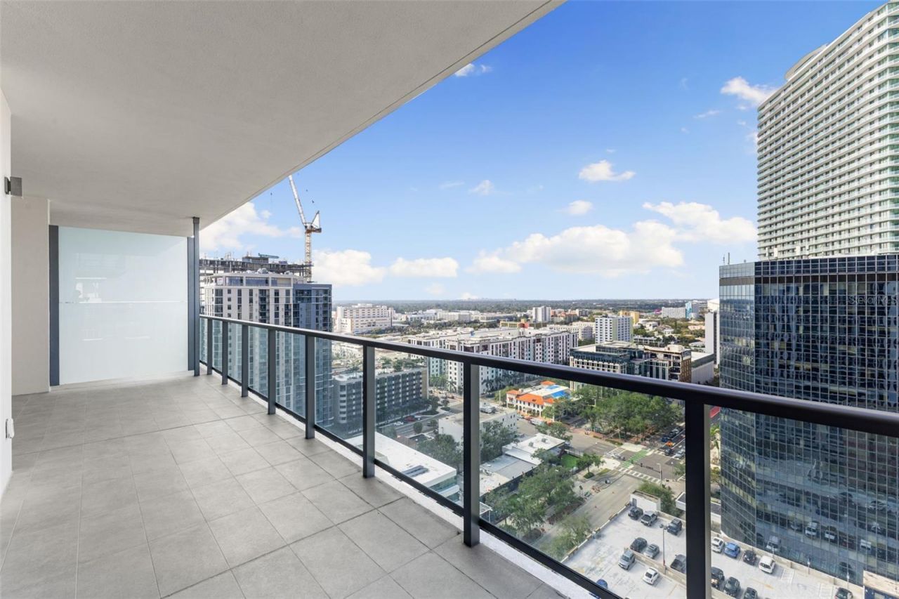 275 1st Avenue S, Unit 2108, Saint Petersburg, FL 33701 Photo