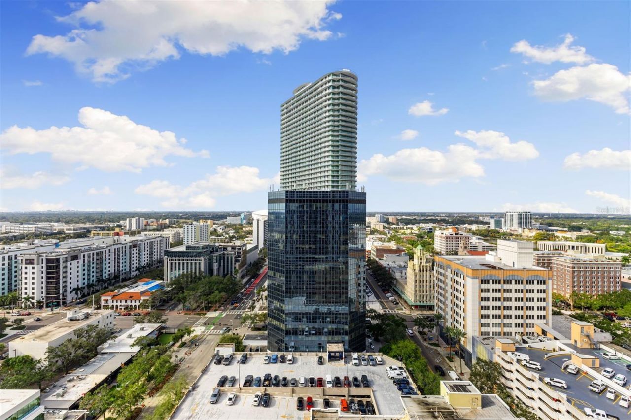 275 1st Avenue S, Unit 2108, Saint Petersburg, FL 33701 Photo