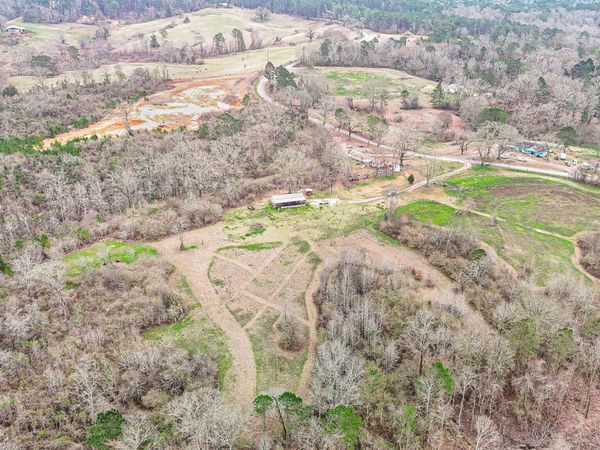 Stuart Road, Morton, MS 39117