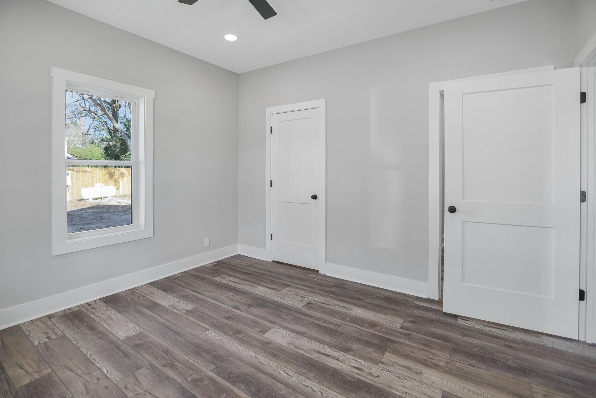 4055 Byrnes Drive Photo 14