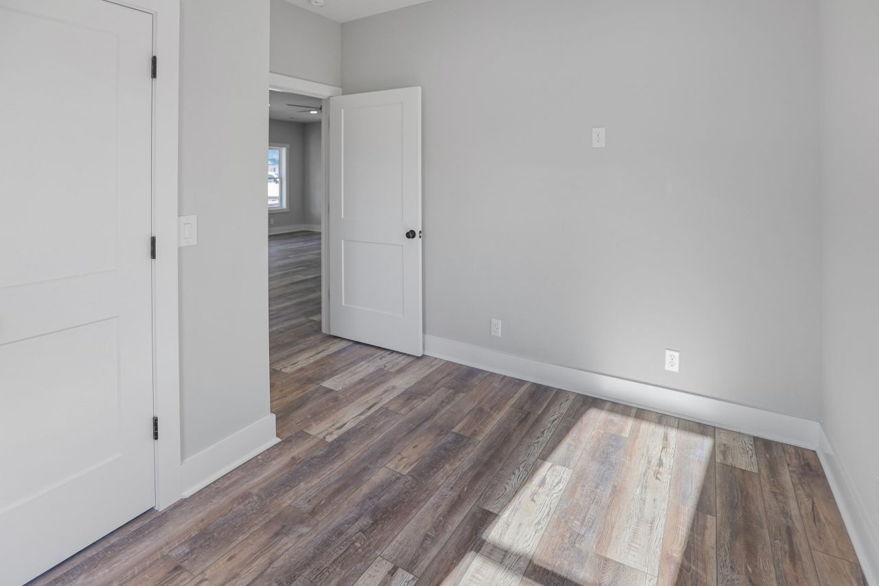 4055 Byrnes Drive Photo 22