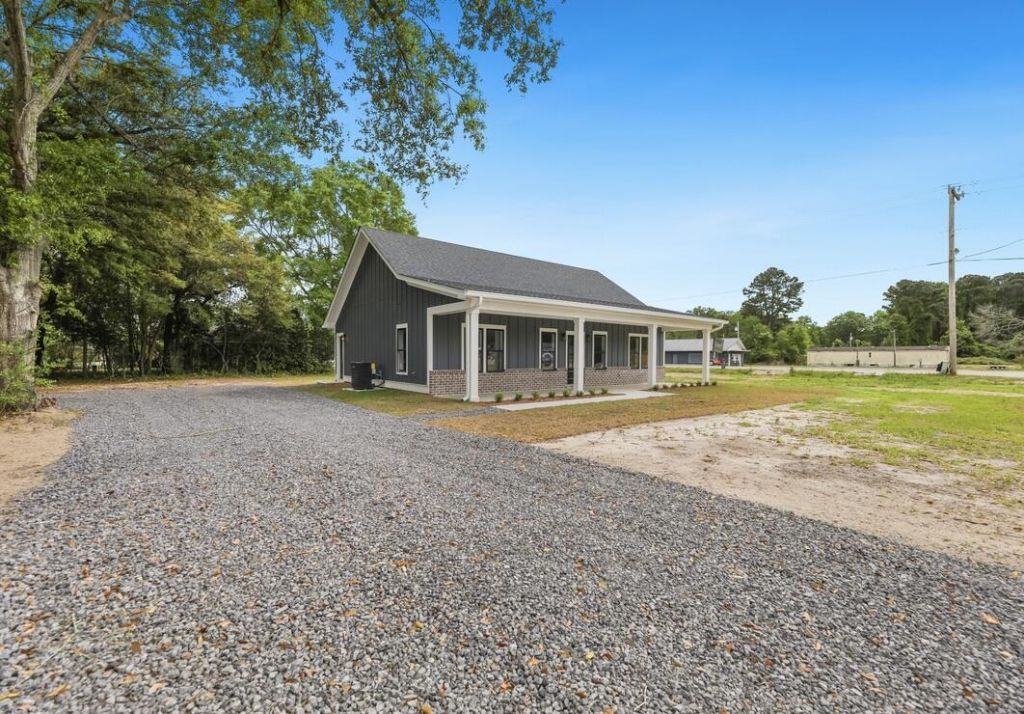 4055 Byrnes Drive Photo 32