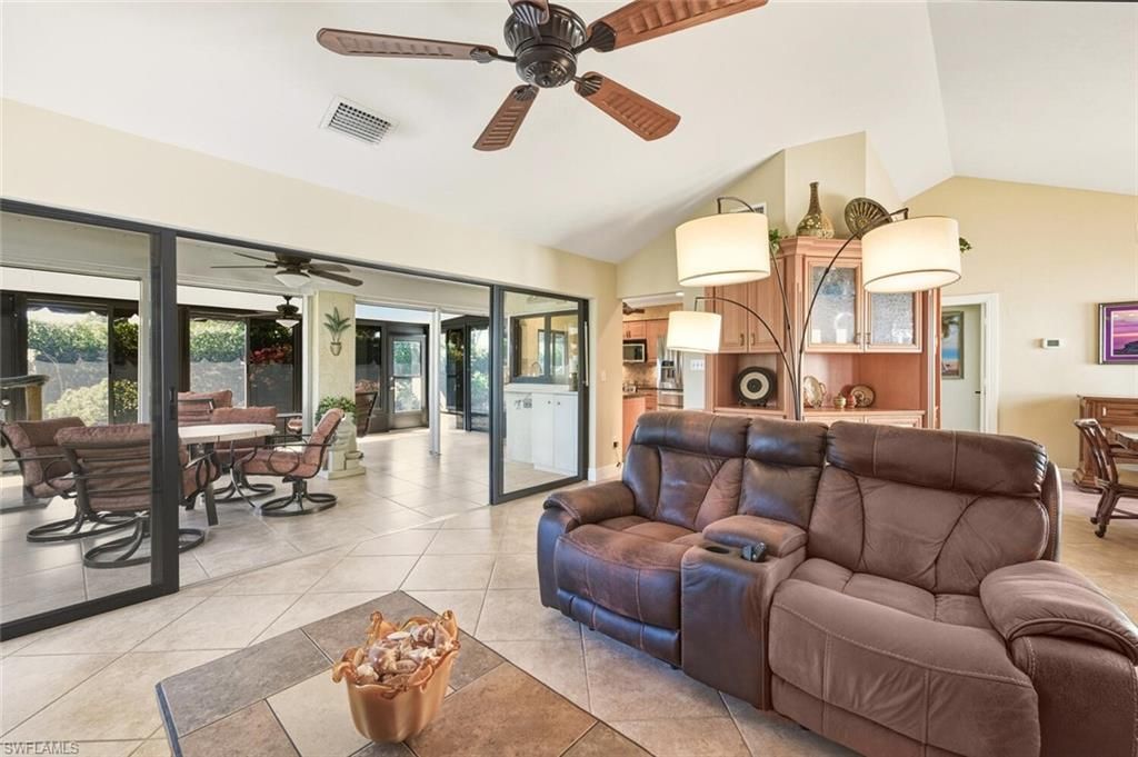 738 Reef Point Cir, Naples, FL 34108 Photo