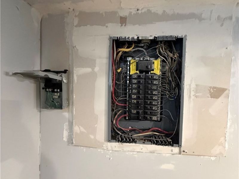 1068 Nela View Road, Cleveland Heights, OH 44112 Photo 4