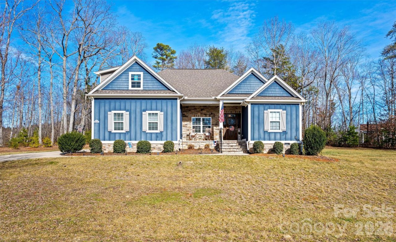 4490 N Wynswept Drive, Maiden, NC 28650 Main Photo