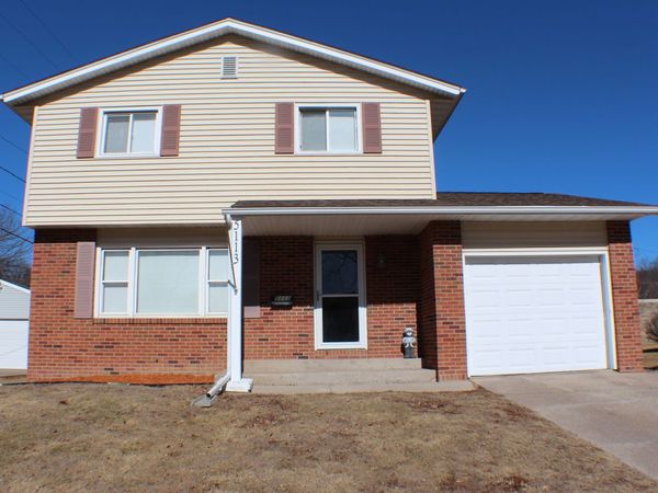 5113 44th Avenue, Moline, IL 61265