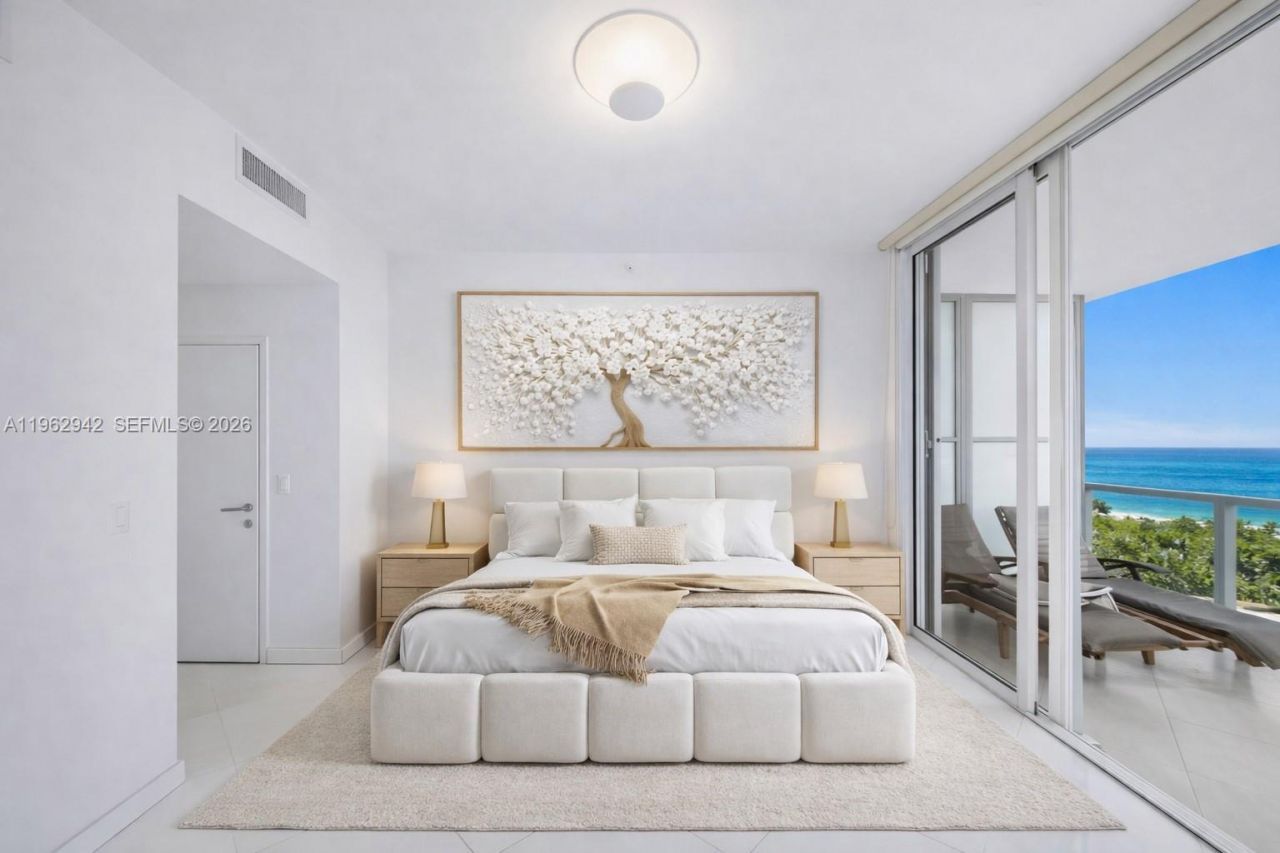 50 S Pointe Dr, Unit 1704, Miami Beach, FL 33139 Photo