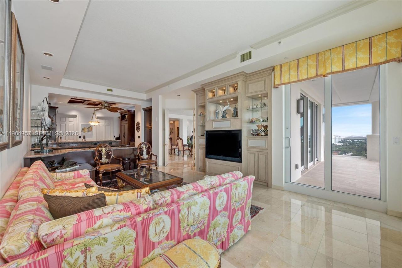 3055 Harbor Dr, Unit 2102, Fort Lauderdale, FL 33316 Photo