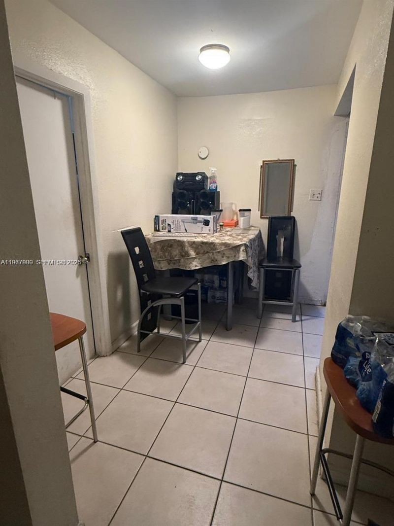 3090 NW 33rd St, Miami, FL 33142 Photo