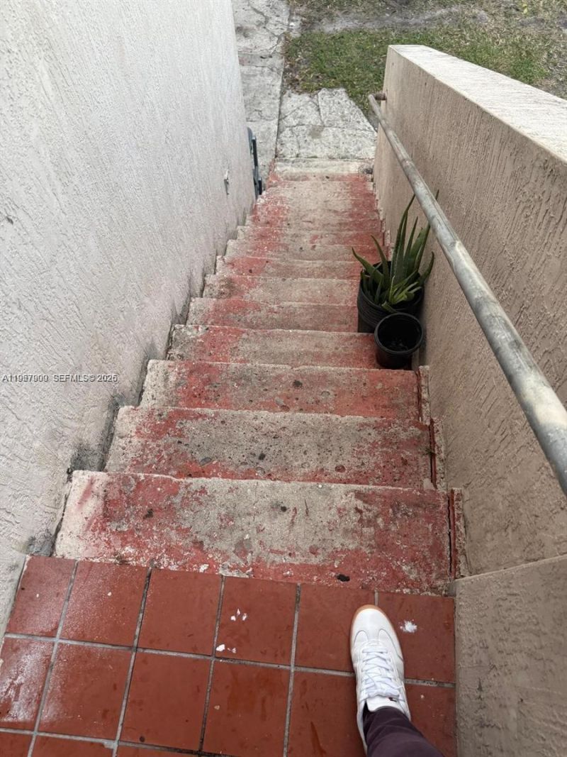 3090 NW 33rd St, Miami, FL 33142 Photo