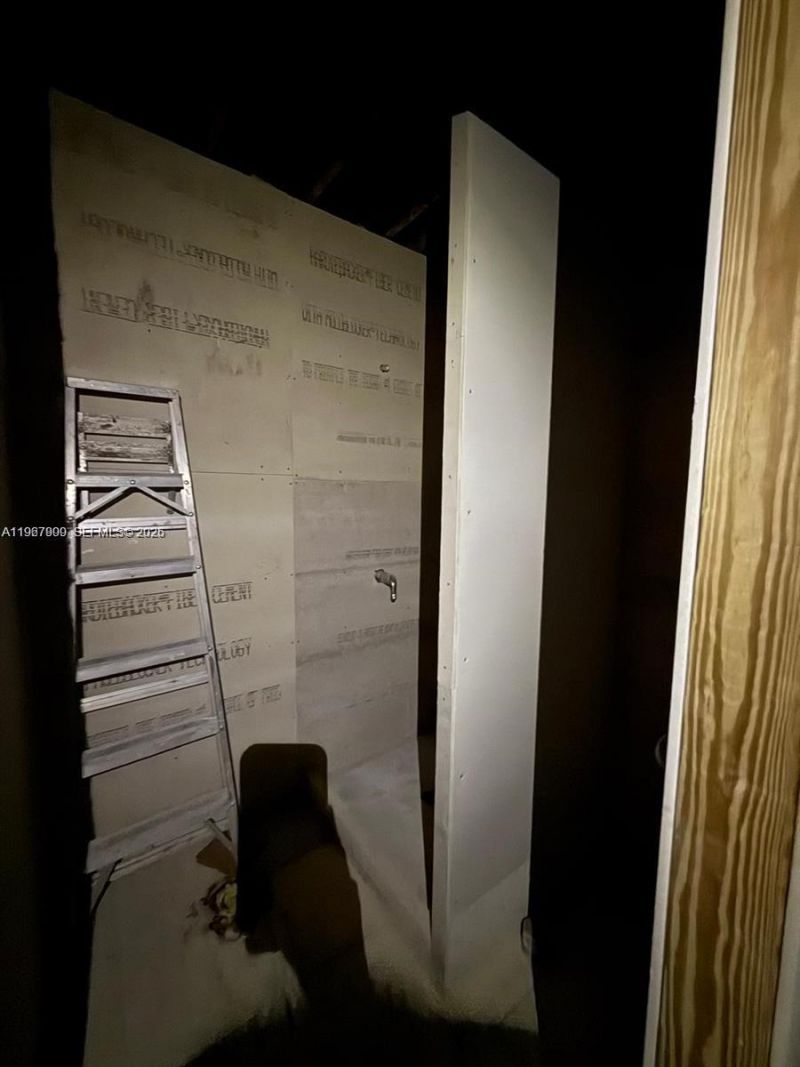 3090 NW 33rd St, Miami, FL 33142 Photo