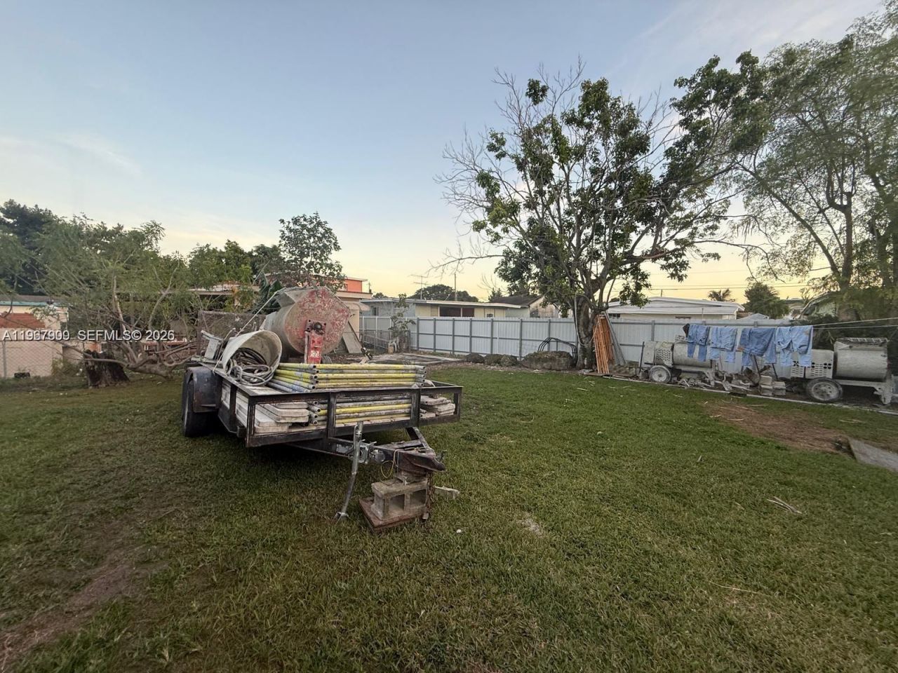 3090 NW 33rd St, Miami, FL 33142 Photo