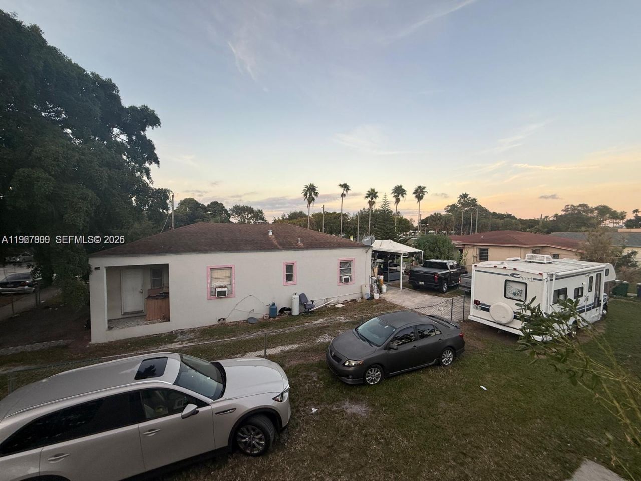3090 NW 33rd St, Miami, FL 33142 Photo