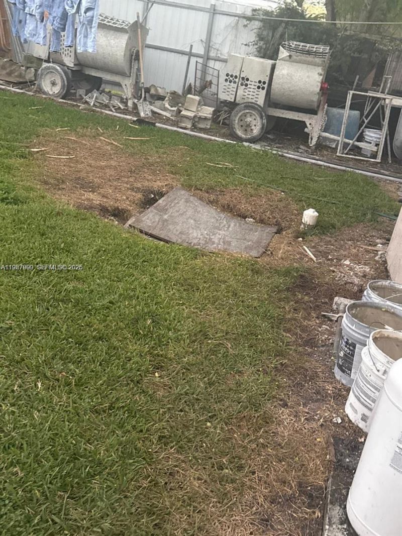 3090 NW 33rd St, Miami, FL 33142 Photo