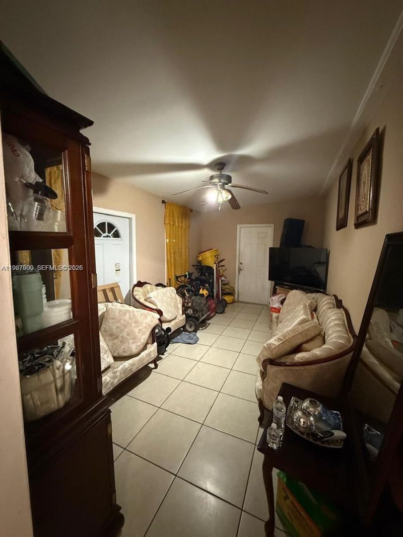 3090 NW 33rd St, Miami, FL 33142 Photo