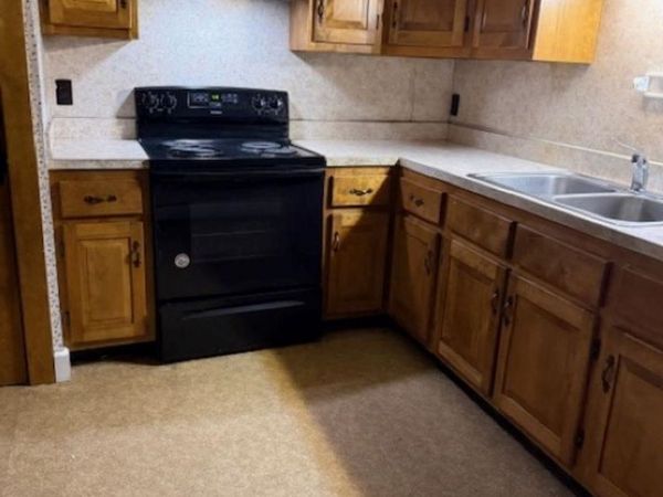 109 North Street, Claremont, NH 03743