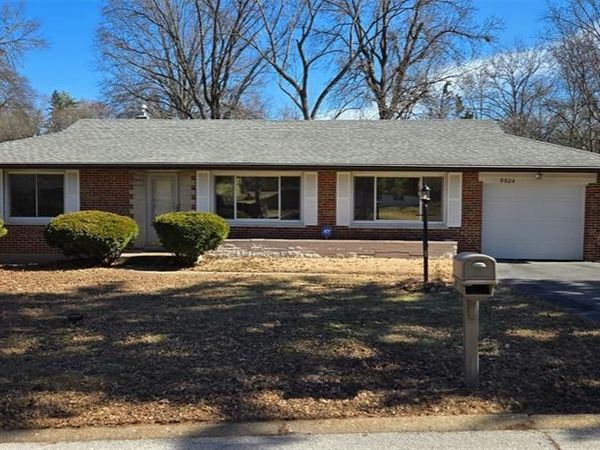 9604 Cherryfield Drive, St Louis, MO 63136