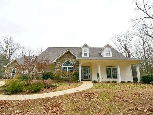 119 High Point Dr., Tupelo, MS 38801