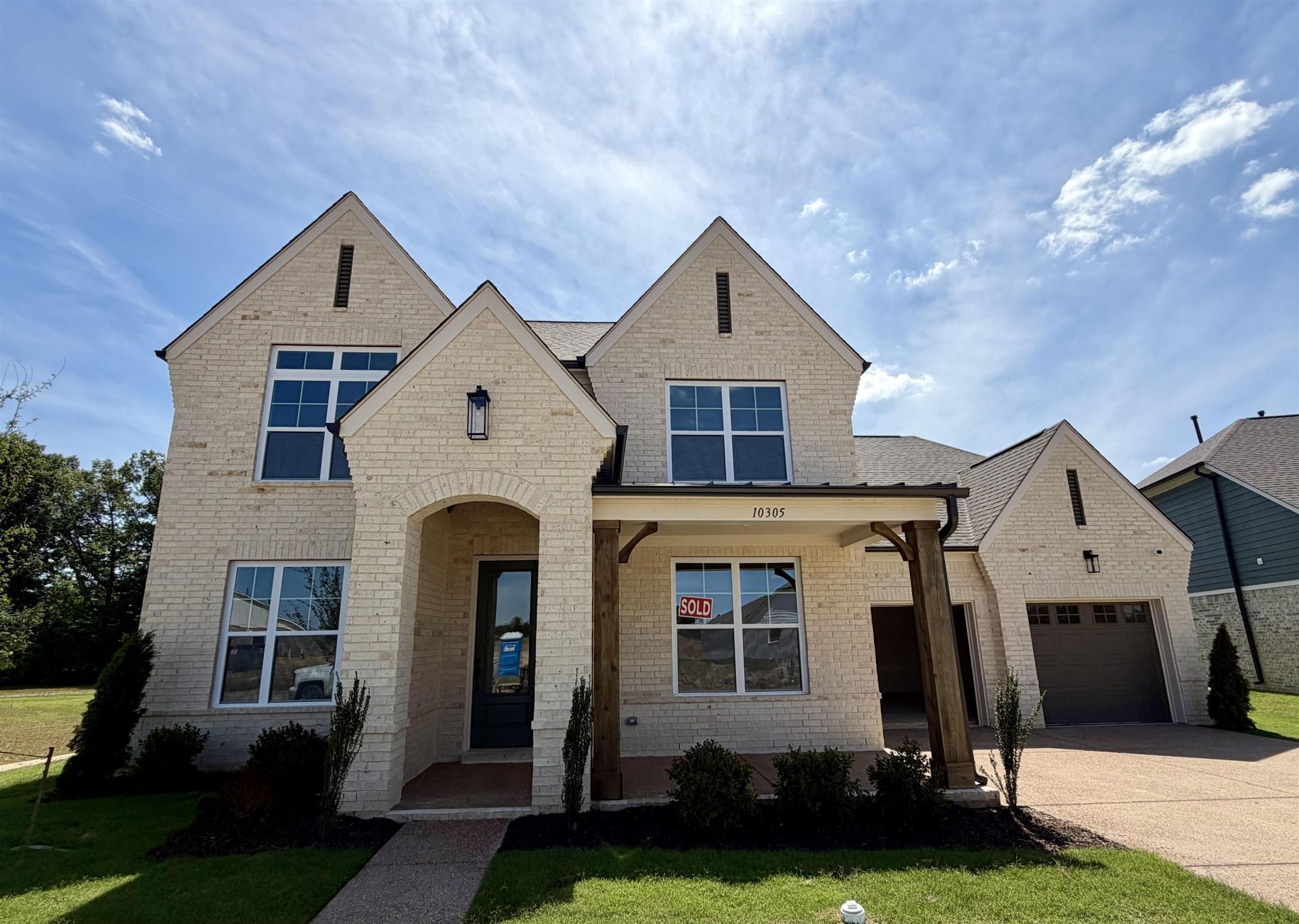 10305 Ashlyn Ln S, Collierville, TN 38017 Main Photo