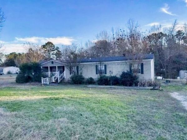 8725 PINEHAVEN Drive, Keithville, LA 71047