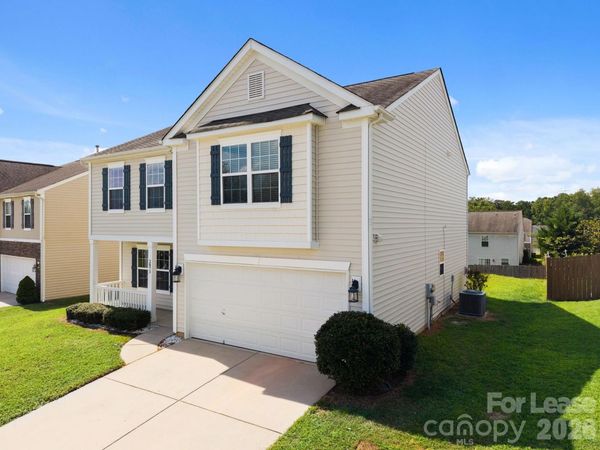 2873 Village Center Drive , Dallas, NC 28034