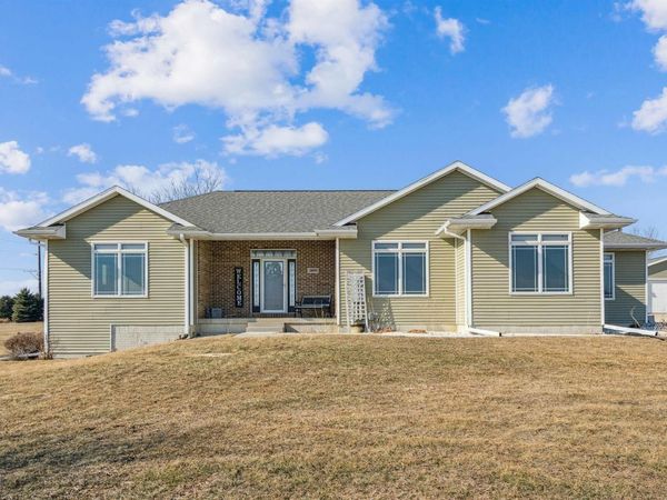 31093 Beaver Valley Street, New Hartford, IA 50660