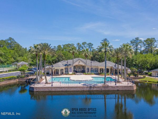 13810 SUTTON PARK Drive, Unit 828, Jacksonville, FL 32224