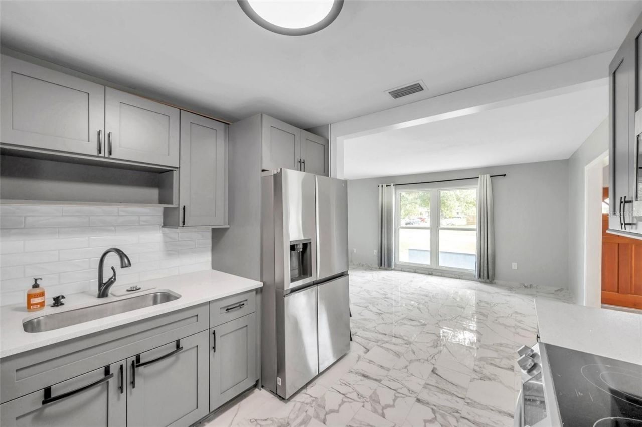 3230 51st Street N, Saint Petersburg, FL 33710 Photo