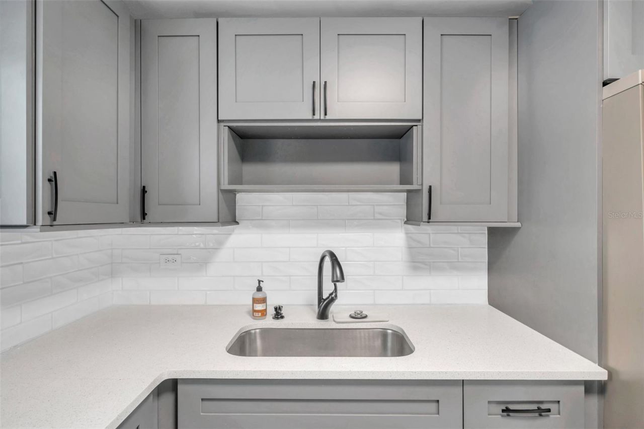 3230 51st Street N, Saint Petersburg, FL 33710 Photo