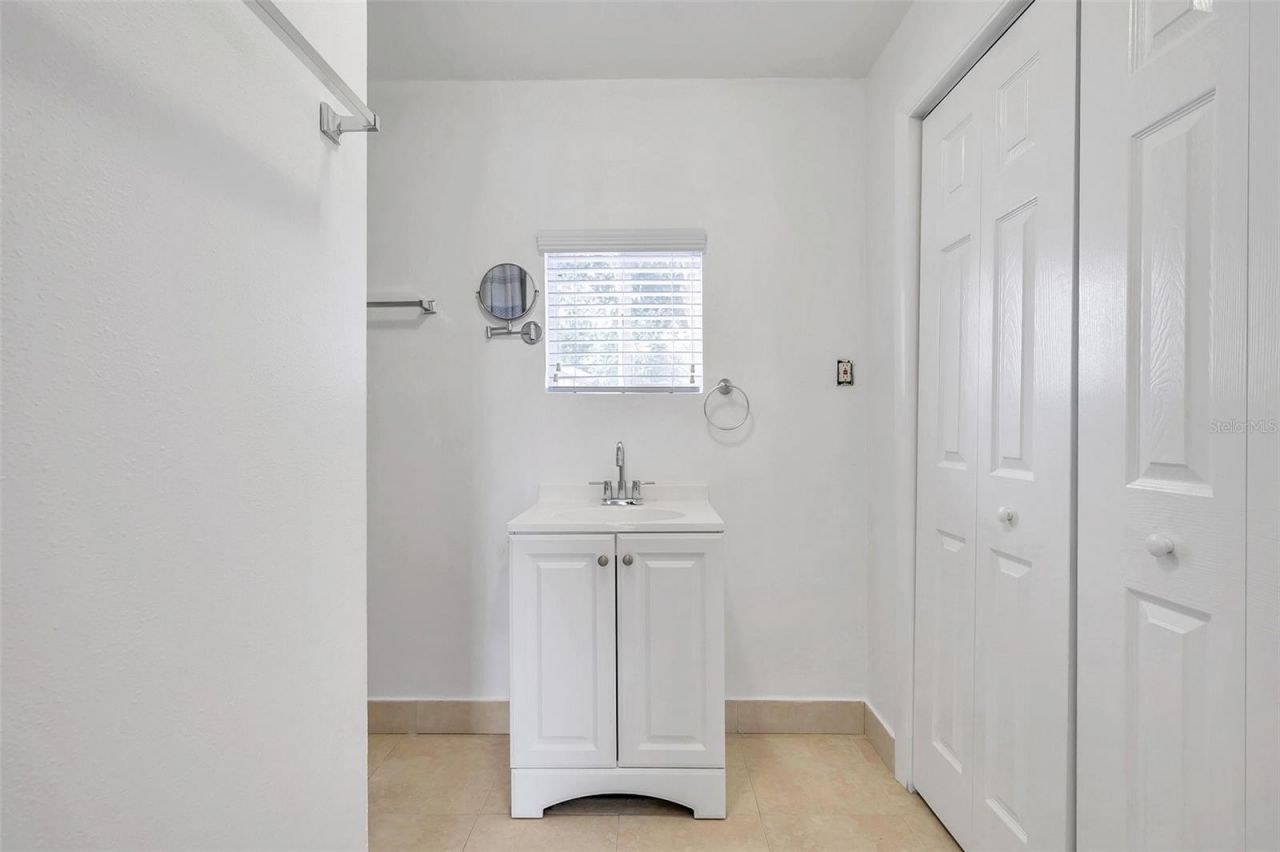 3230 51st Street N, Saint Petersburg, FL 33710 Photo