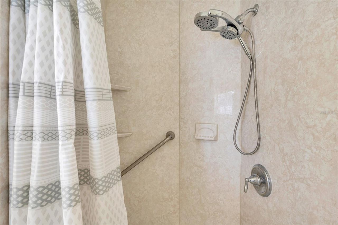 3230 51st Street N, Saint Petersburg, FL 33710 Photo