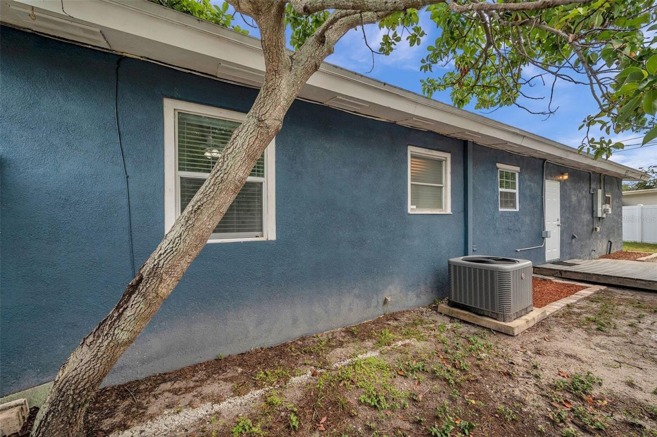 3230 51st Street N, Saint Petersburg, FL 33710 Photo