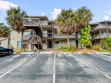 6336 NEWTOWN CIRCLE, Unit 36B2, TOWN N COUNTRY, FL 33615