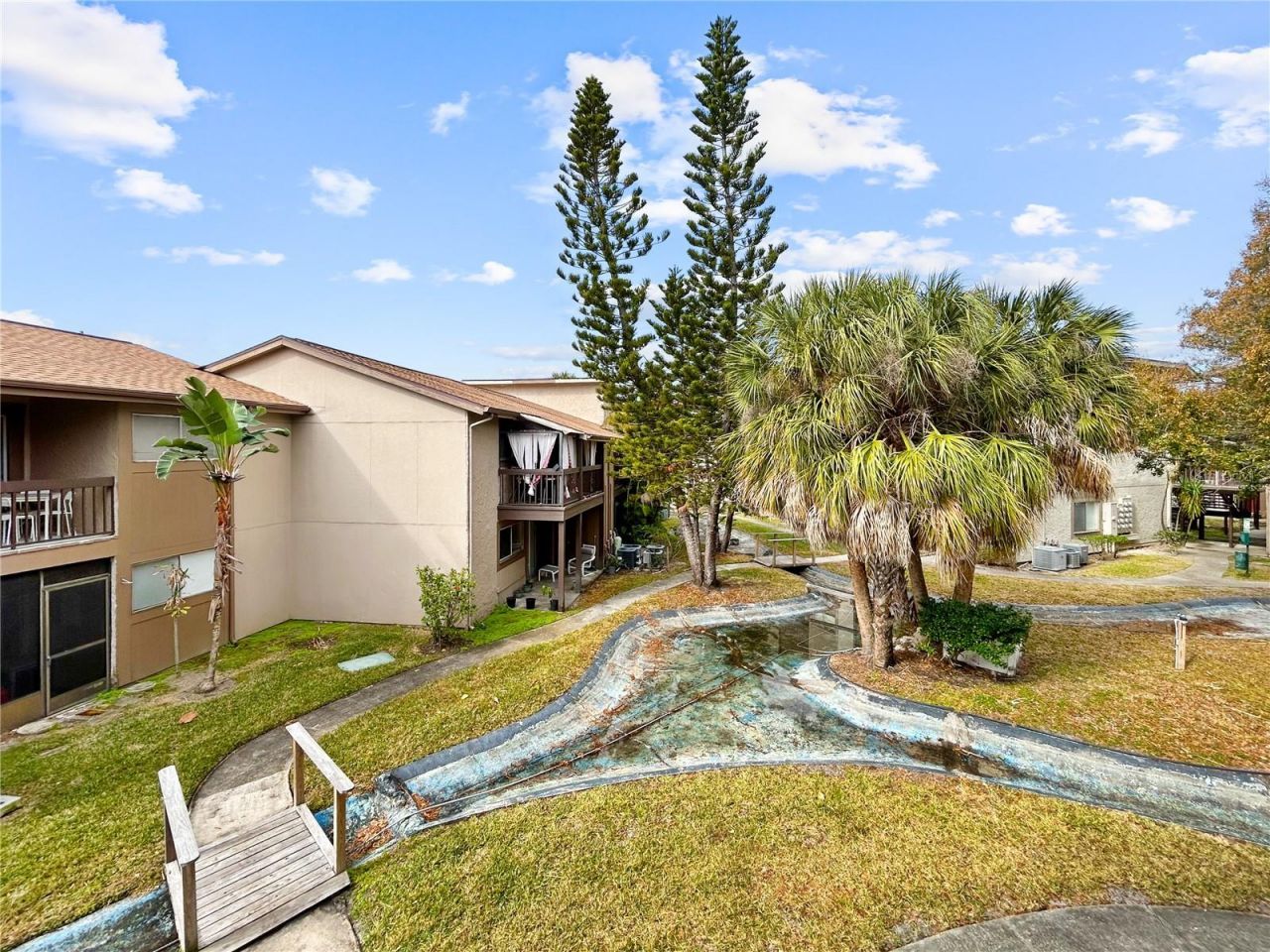 6336 Newtown Circle, Unit 36B2, Town N Country, FL 33615 Photo