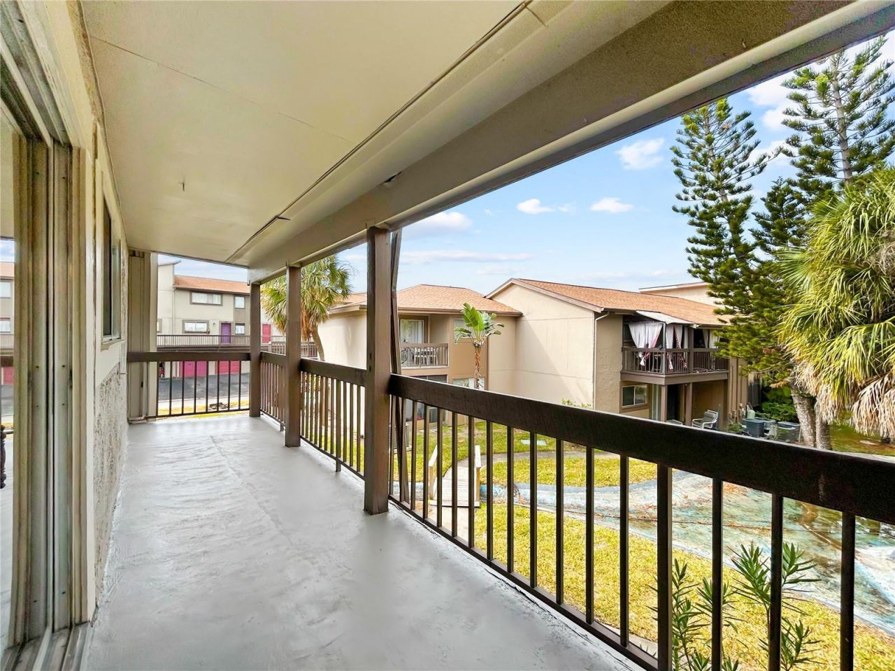 6336 Newtown Circle, Unit 36B2, Town N Country, FL 33615 Photo