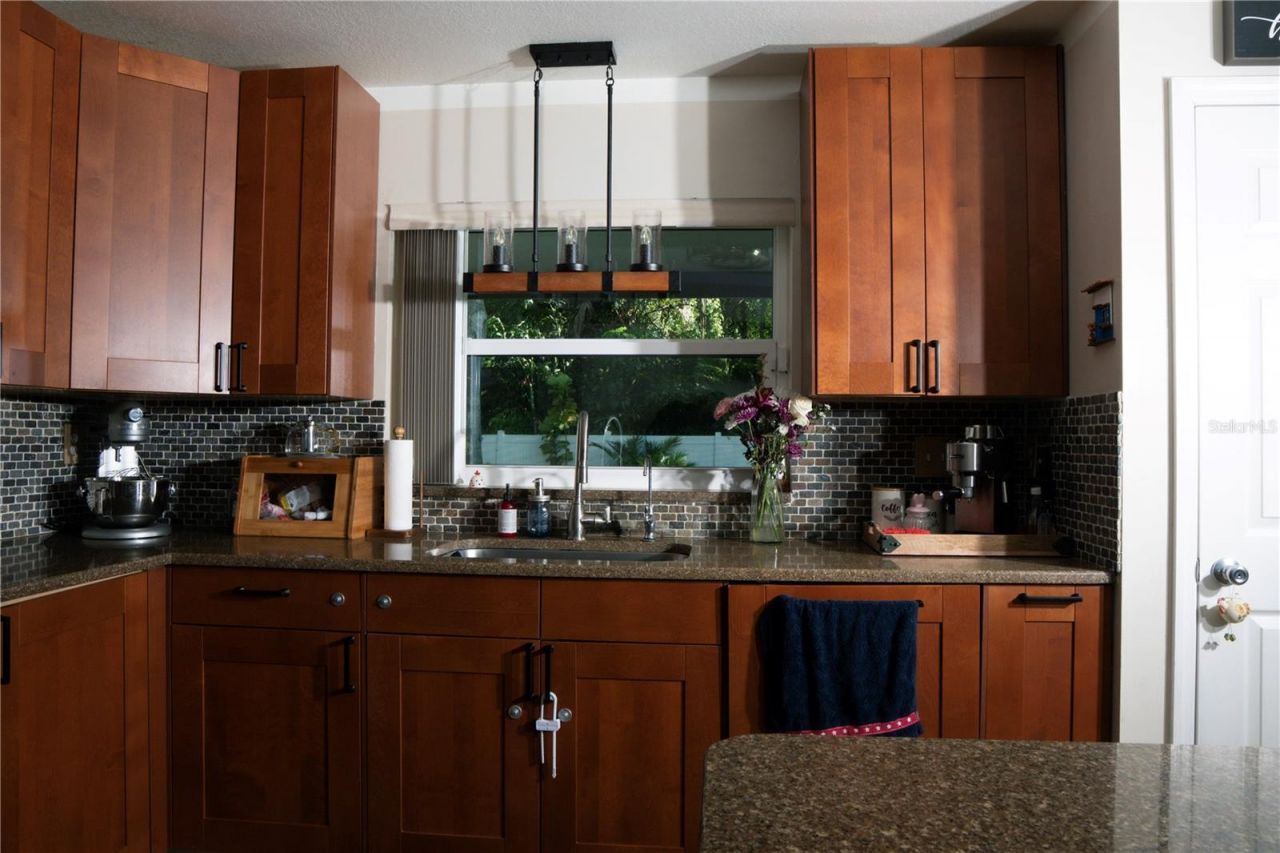 5834 98th Avenue N, Pinellas Park, FL 33782 Photo