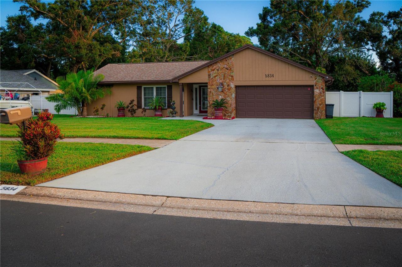 5834 98th Avenue N, Pinellas Park, FL 33782 Photo