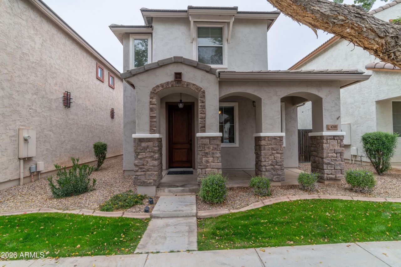 4268 E Oakland Street, Gilbert, AZ 85295 Main Photo