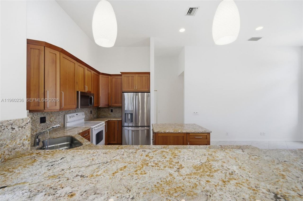 833 Crestview Cir, Weston, FL 33327 Photo